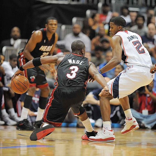 背锅到底！曝阿隆索已遭解雇（传阿隆索遭下课，背锅背到最后？）