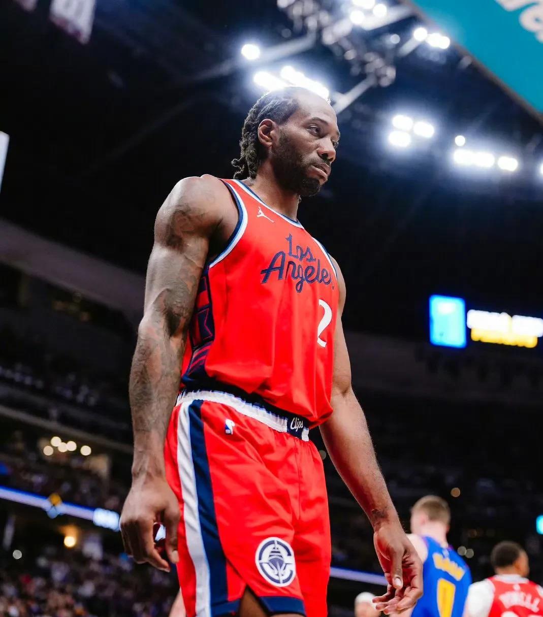 弗罗因德谈冬窗：没引援计划，伤员归队后球队阵容会非常完备（弗罗因德：冬窗不引援，伤员归来后阵容将十分齐整）